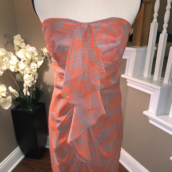 Gianni Bini Dresses & Skirts - Super cute strapless mini cocktail dress